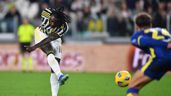 "Ювентус" вырвал победу у "Вероны" в добавленное время и возглавил Серию А