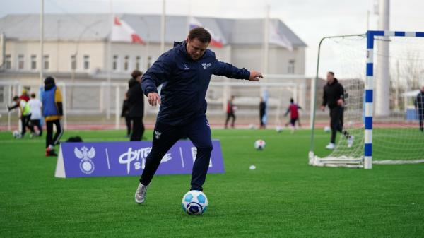 Амбассадоры РФС провели &laquo;Уроки футбола&raquo; в Вологодской области 