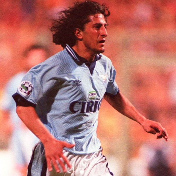 Гирасси &ndash; лучший бомбардир Бундеслиги: кто неожиданно выигрывал гонки снайперов топ-лиг &ndash; Филлипс, Гуиса и другие