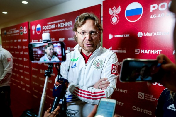 Сборная России сыграла вничью с Кенией