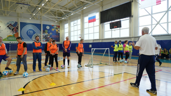 Амбассадоры РФС провели &laquo;Уроки футбола&raquo; в Вологодской области 