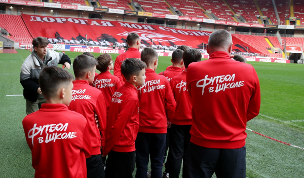 Второй день &laquo;Магнит Лагеря сборной&raquo; прошёл в Новогорске