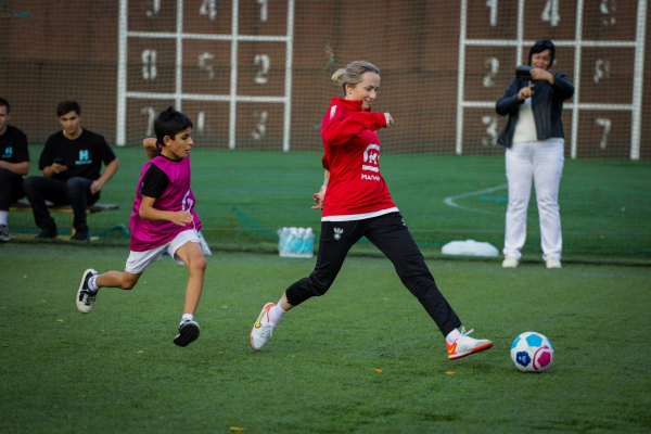 700 школьников сыграли на &laquo;Магнит. Уроке футбола&raquo; в Краснодаре