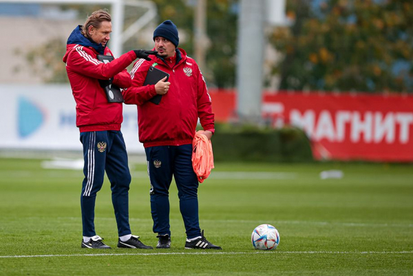 Интервью с Валерием Карпиным: игры с Камеруном и Кенией, РФС и УЕФА, сборная России и Ростов, критика Быстрова и Ловчева