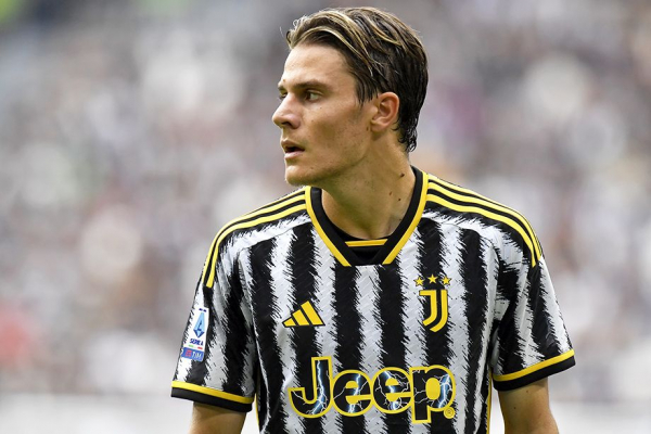 Футболисты, которых отстранили за ставки и слова о конфликте Израиля и Палестины: Фаджоли, Эль-Гази, Аталь