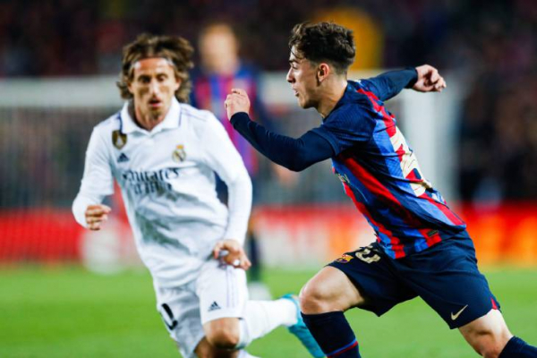 &laquo;Барселона&raquo; против &laquo;Реала&raquo;. Кто выиграет первое Класико сезона?