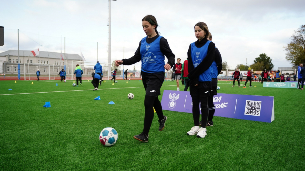 Амбассадоры РФС провели &laquo;Уроки футбола&raquo; в Вологодской области 