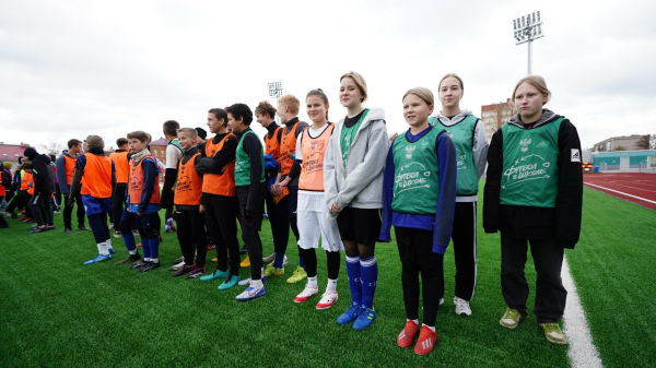 Амбассадоры РФС провели &laquo;Уроки футбола&raquo; в Вологодской области 