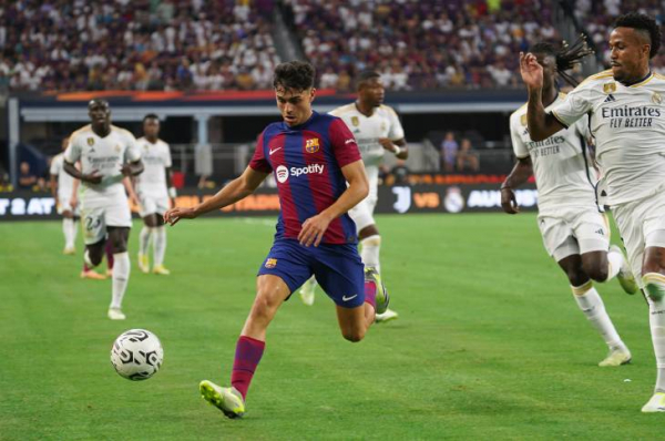 &laquo;Барселона&raquo; против &laquo;Реала&raquo;. Кто выиграет первое Класико сезона?