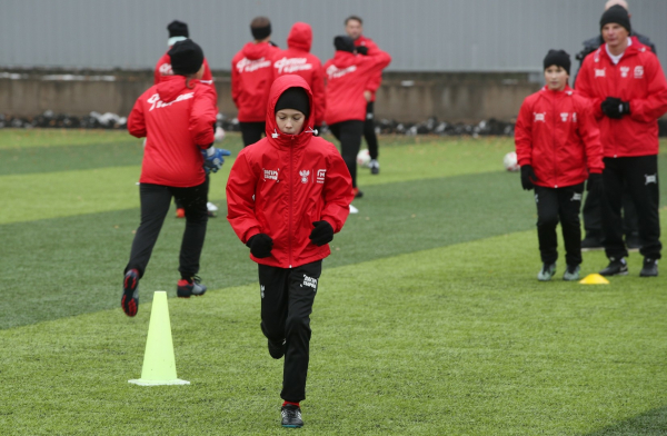 Второй день &laquo;Магнит Лагеря сборной&raquo; прошёл в Новогорске