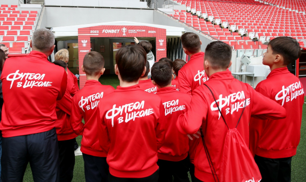 Второй день &laquo;Магнит Лагеря сборной&raquo; прошёл в Новогорске