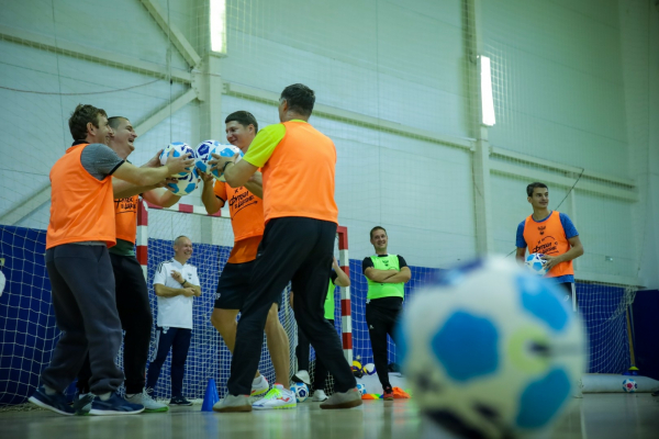 700 школьников сыграли на &laquo;Магнит. Уроке футбола&raquo; в Краснодаре