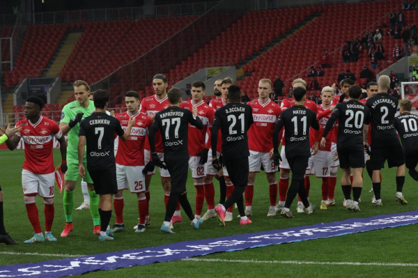 
        Конфликт Абаскаля с Соболевым не помешал &laquo;Спартаку&raquo; одолеть &laquo;Пари НН&raquo;. Без судейских скандалов в РПЛ не проходит ни дня
        
        
        
	