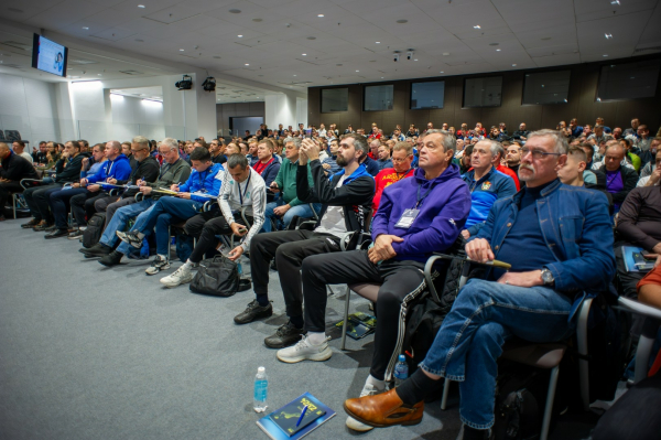 Академия РФС провела переаттестацию тренеров в Москве