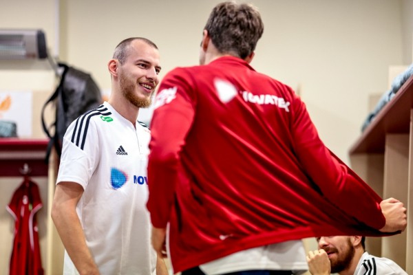 Сборная России сыграла вничью с Кенией