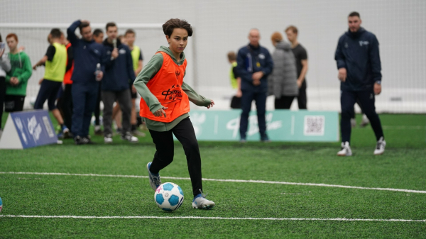 Амбассадоры РФС провели &laquo;Уроки футбола&raquo; в Вологодской области 