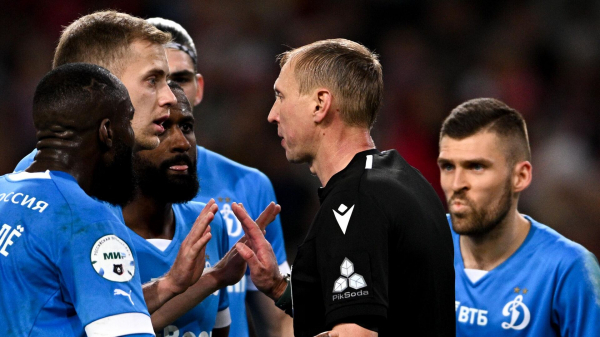 Арбитр Иванов рассудит "Локомотив" и "Динамо" в матче 12-го тура РПЛ