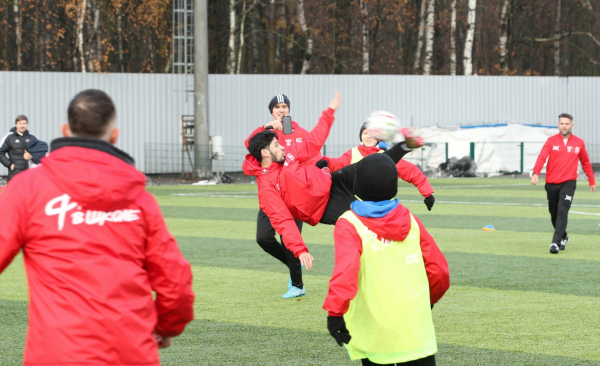 Второй день &laquo;Магнит Лагеря сборной&raquo; прошёл в Новогорске