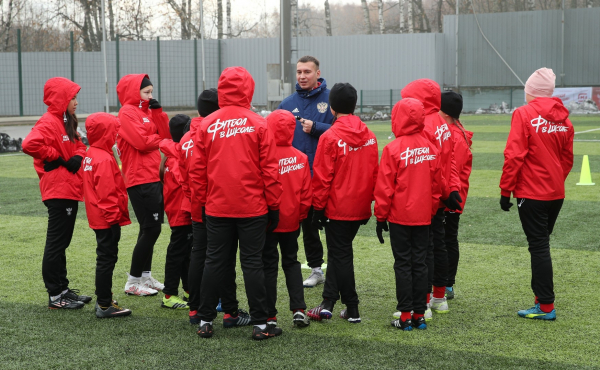 Второй день &laquo;Магнит Лагеря сборной&raquo; прошёл в Новогорске