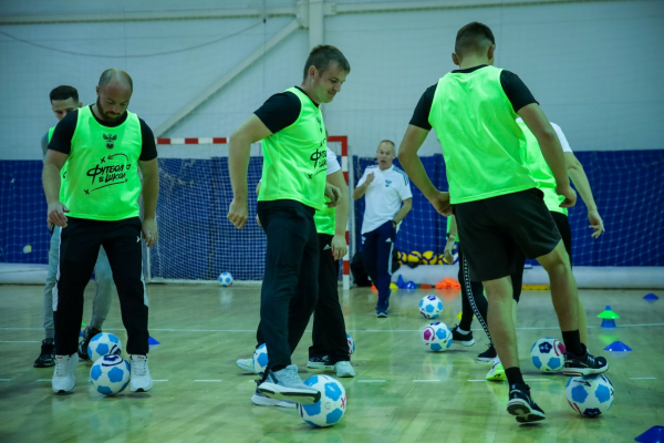 700 школьников сыграли на &laquo;Магнит. Уроке футбола&raquo; в Краснодаре