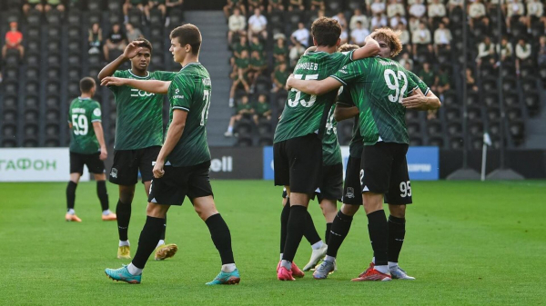 "Краснодар" разгромил в МФЛ "Оренбург"