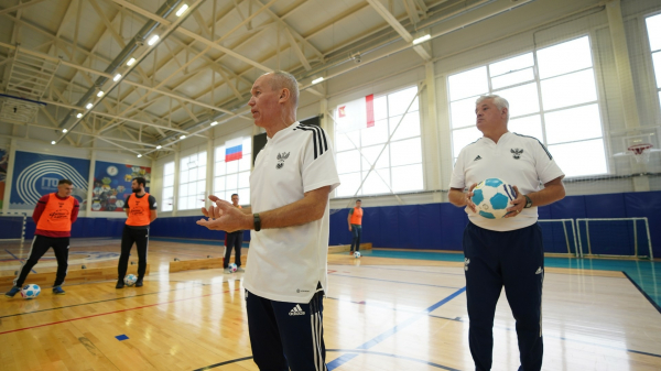 Амбассадоры РФС провели &laquo;Уроки футбола&raquo; в Вологодской области 