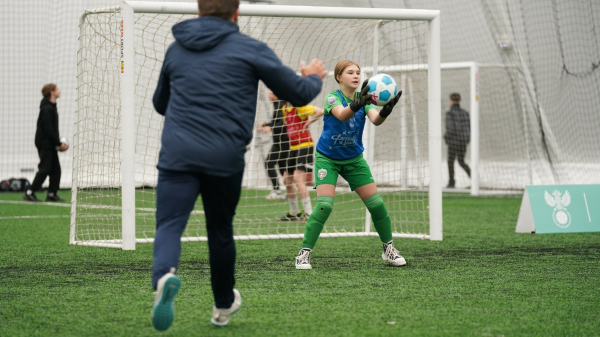 Амбассадоры РФС провели &laquo;Уроки футбола&raquo; в Вологодской области 