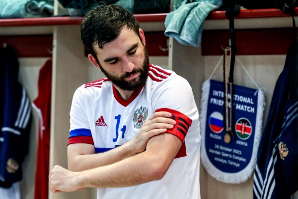 Сборная России сыграла вничью с Кенией