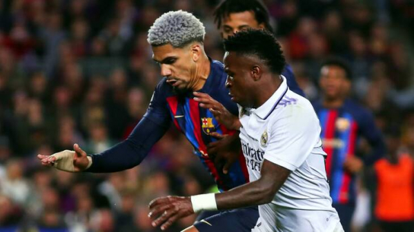 &laquo;Барселона&raquo; против &laquo;Реала&raquo;. Кто выиграет первое Класико сезона?