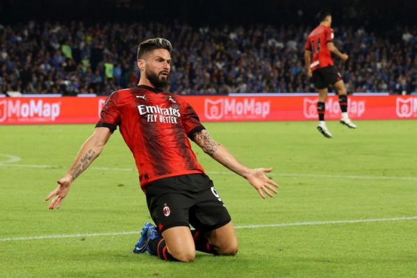 &laquo;Наполи&raquo; &mdash; &laquo;Милан&raquo; &mdash; 2:2, нападающий Оливье Жиру сделал дубль, в чём величие форварда