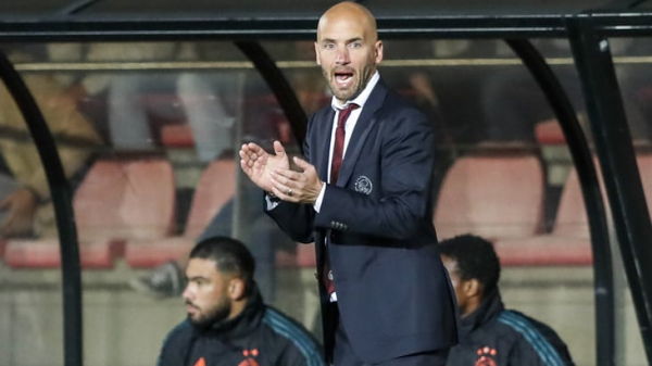 Ван дер Гааг продолжит работать в тренерском штабе &laquo;МЮ&raquo;