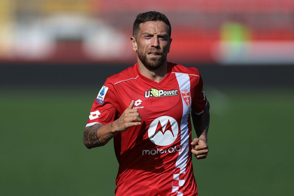 У футболиста сборной Аргентины Папу Гомеса обнаружили допинг: подробности, за что наказали, на сколько дисквалификация