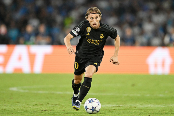 &laquo;Золотой мяч&raquo; &mdash; 2023: кто лучший игрок мира в сезоне-2022/2023 &mdash; Месси, Холанд, Мбаппе, голосование, рейтинг