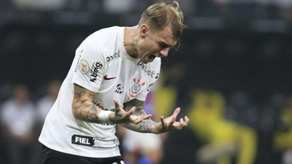 &laquo;Коринтианс&raquo; &mdash; &laquo;Сантос&raquo;. Ставка (к. 2.47) и прогноз на футбол, чемпионат Бразилии, 30 октября 2023 года