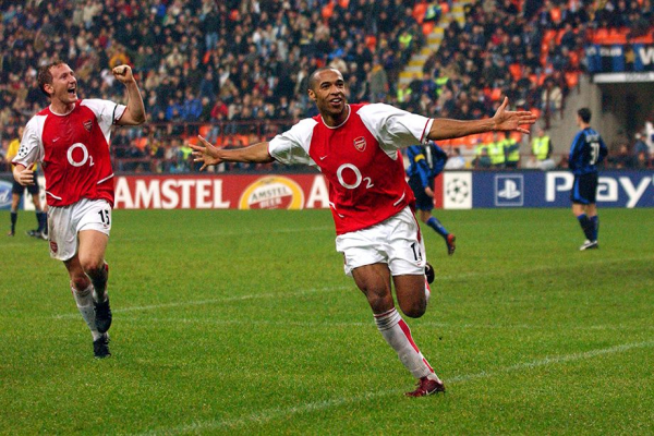 Футбольные команды, которые вышли из группы в Лиге чемпионов после провала: Арсенал, Ливерпуль, Тоттенхэм, Ман Сити