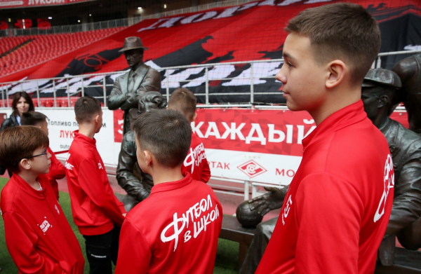 Второй день &laquo;Магнит Лагеря сборной&raquo; прошёл в Новогорске