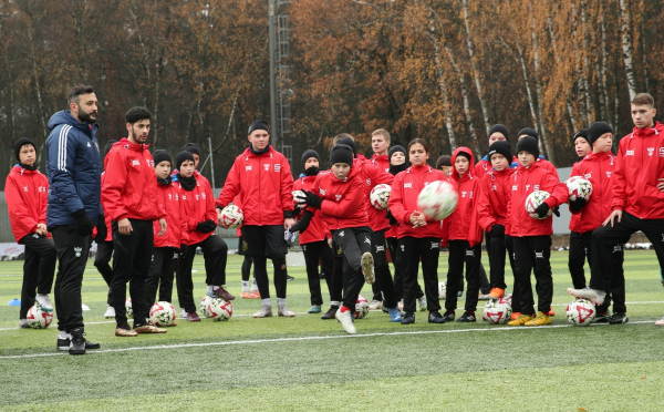Второй день &laquo;Магнит Лагеря сборной&raquo; прошёл в Новогорске