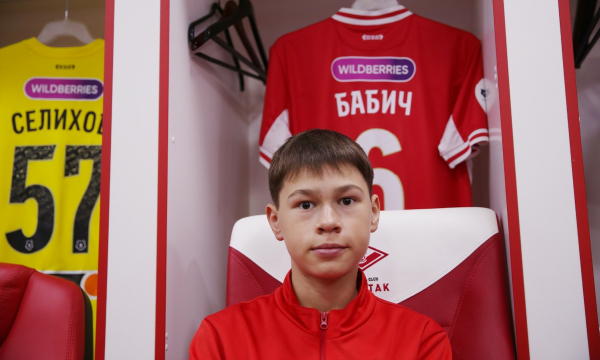 Второй день &laquo;Магнит Лагеря сборной&raquo; прошёл в Новогорске