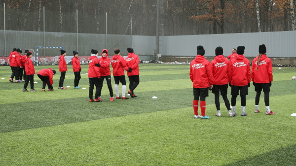 Второй день &laquo;Магнит Лагеря сборной&raquo; прошёл в Новогорске