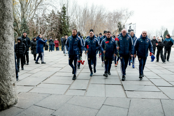 Сборная России посетила Мамаев курган