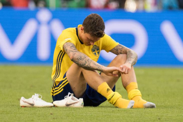 Сборная неудачников отбора Евро-2024: Холанн в атаке, Савич и Линделёф в обороне