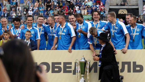 &laquo;Пока Европа не выздоровеет, играть в Лиге чемпионов неинтересно&raquo;. Михаил Боярский &mdash; о &laquo;Зените&raquo;, Дзюбе и &laquo;Спартаке&raquo;