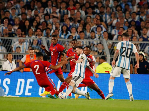 Голый король. Почему Лионель Месси не забил ни одного гола за сборную Аргентины