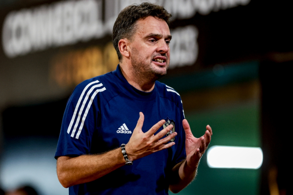 Сборная России во второй раз переиграла Парагвай