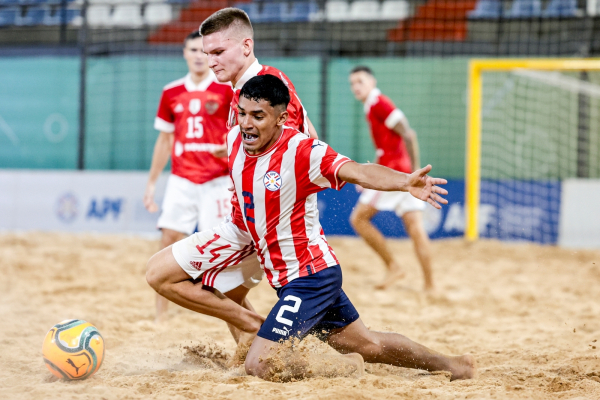 Сборная России во второй раз переиграла Парагвай