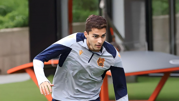 Захарян остался в запасе "Реал Сосьедад" на матч ЛЧ против "Бенфики"