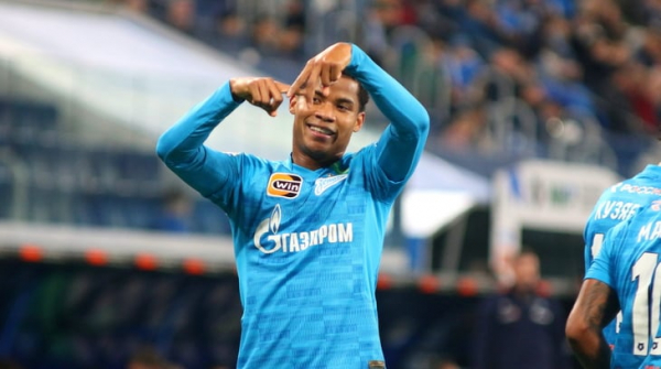 Барриос подтвердил, что его звали в клуб АПЛ