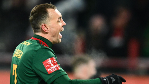 Футболисты "Локомотива" Пиняев и Дзюба высмеяли информацию о потасовке