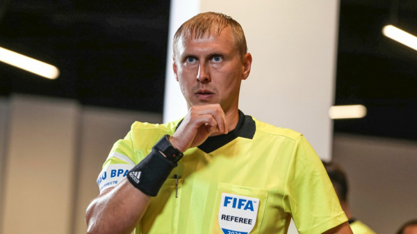 Сергей Иванов отработал матч чемпионата Саудовской Аравии в качестве VAR