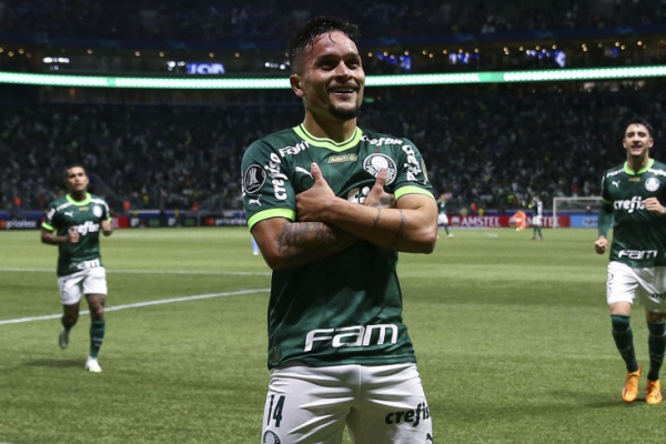 Чемпионат России, трансферы РПЛ, зима-2024: &laquo;Зенит&raquo; может купить Артура &mdash; подробности, рассказ об игроке &laquo;Палмейраса&raquo;